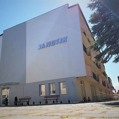 O.W.W Janosik Otel Ustronie Morskie Dış mekan fotoğraf